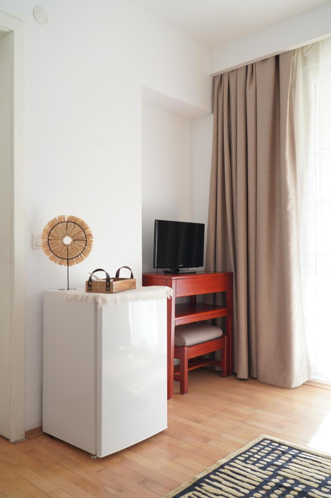 Hotel Carmen Eforie Nord Ngoại thất bức ảnh